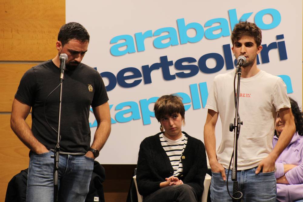 Igandean aurkeztuko dute Arabako Bertsolari Txapelketa Gasteizen