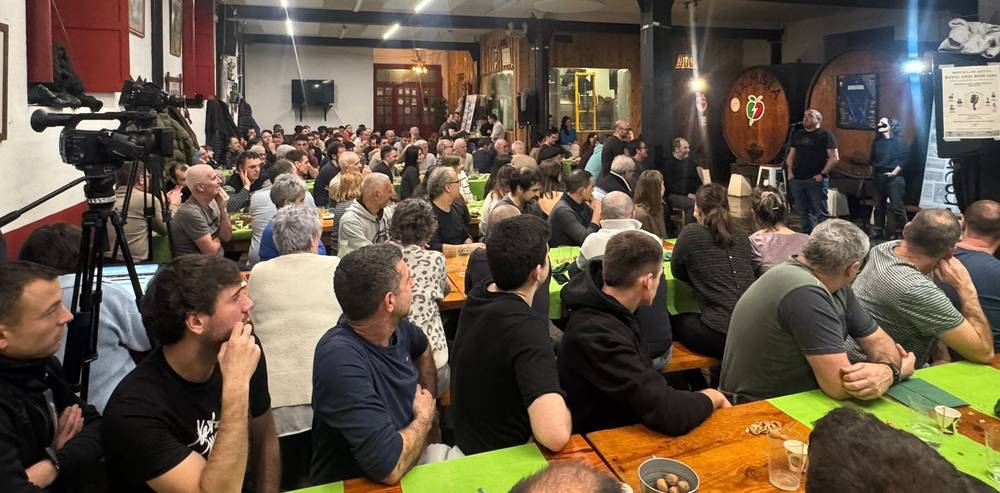 150 lagun Ordiziako bertso afarian