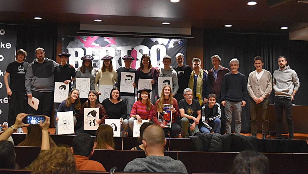 Oizpeko pantolluk eta Bizkaiko Kopla Gaztiek taldeek irabazi dute Bertsolari Gazteen BBK Sariketa