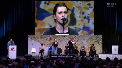 Zortziko txikia. Saioa Alkaiza eta Ekhiñe Zapiain.