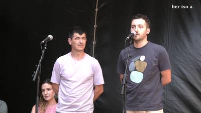 Joanes Illarregi eta Jexux Mari Irazu. Bi adineko zahar-etxean.