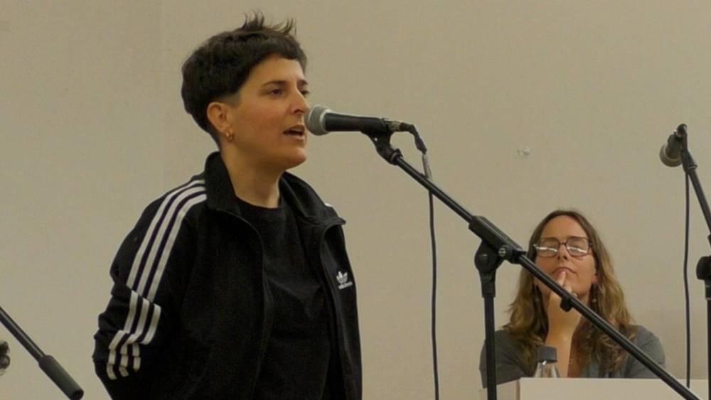 Miren_artetxe_bertsoa.mp3.mp4