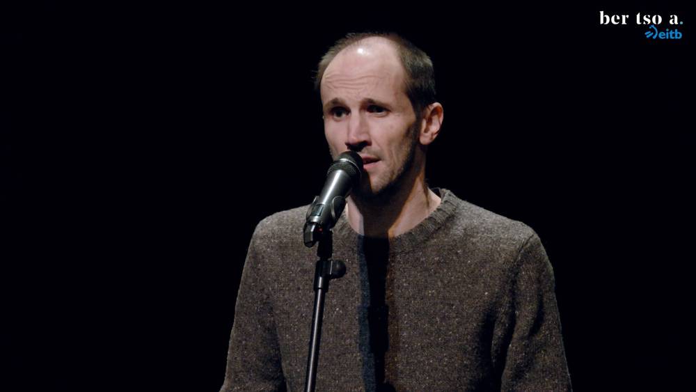 Hasierako agurra. Sustrai Colina