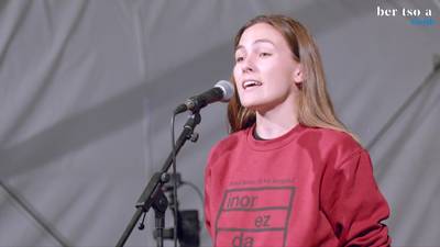 Hasierako agurra. Nerea Ibarzabal