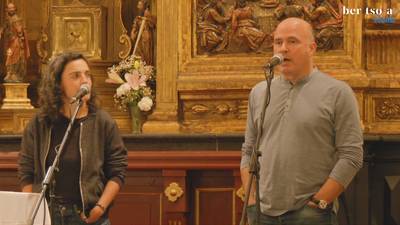 Puntuka librean. Aitor Mendiluze eta Maialen Lujanbio