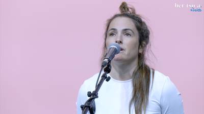 Puntua emanda. Oihana Bartra.