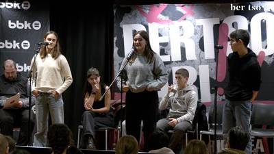 Oizpeko pantolluk. Hasierako agurra