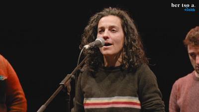 Bukaerako agurra. Maialen Lujanbio