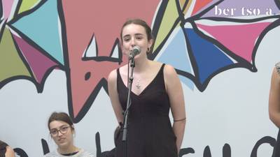 Hasierako agurra. Helene Yergas