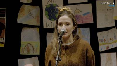 Martxoaren 8aren oihartzuna gero eta txikiagoa egunak pasatu ahala. Alaia Martin.