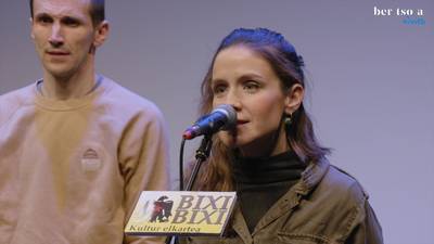 Bukaerako agurra. Alaia Martin.