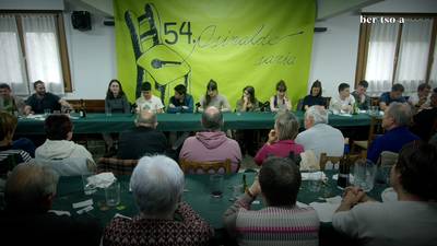 Zortziko txikia. Iruri Altzerreka eta Maddi Agirre.